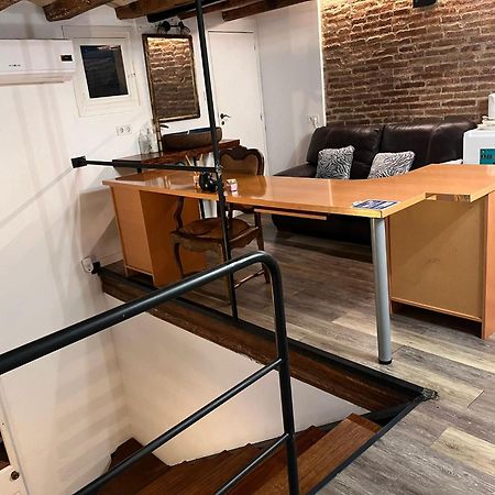 Habitacion Para Grupos Hasta 8 En Plena Rambla De Cataluna Barcelona Zewnętrze zdjęcie