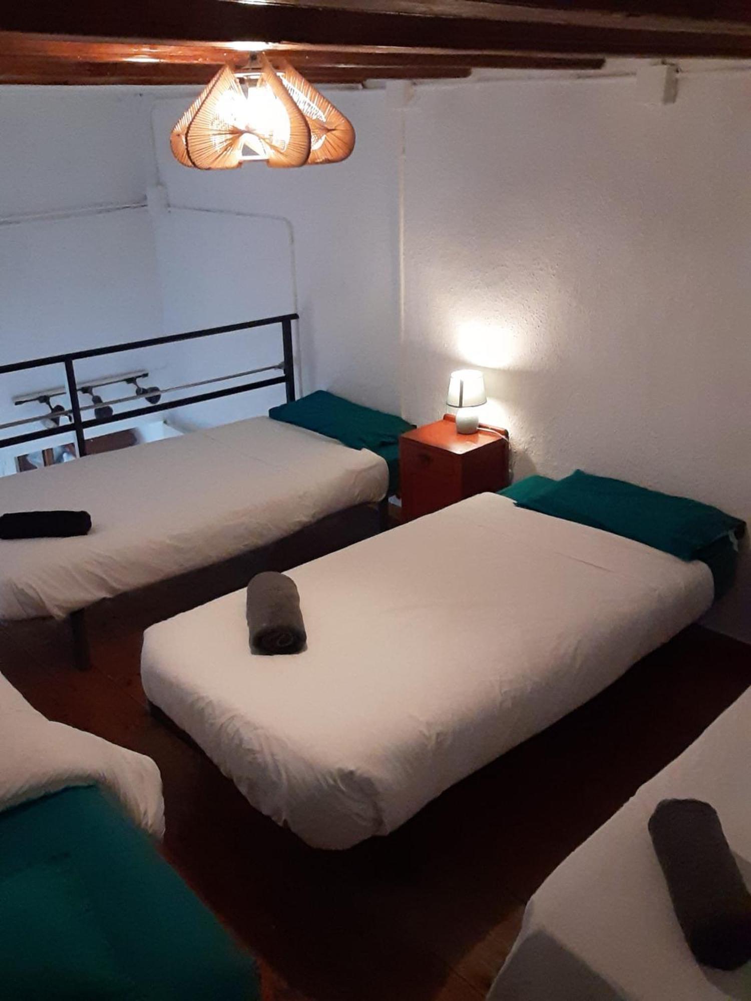 Habitacion Para Grupos Hasta 8 En Plena Rambla De Cataluna Barcelona Zewnętrze zdjęcie