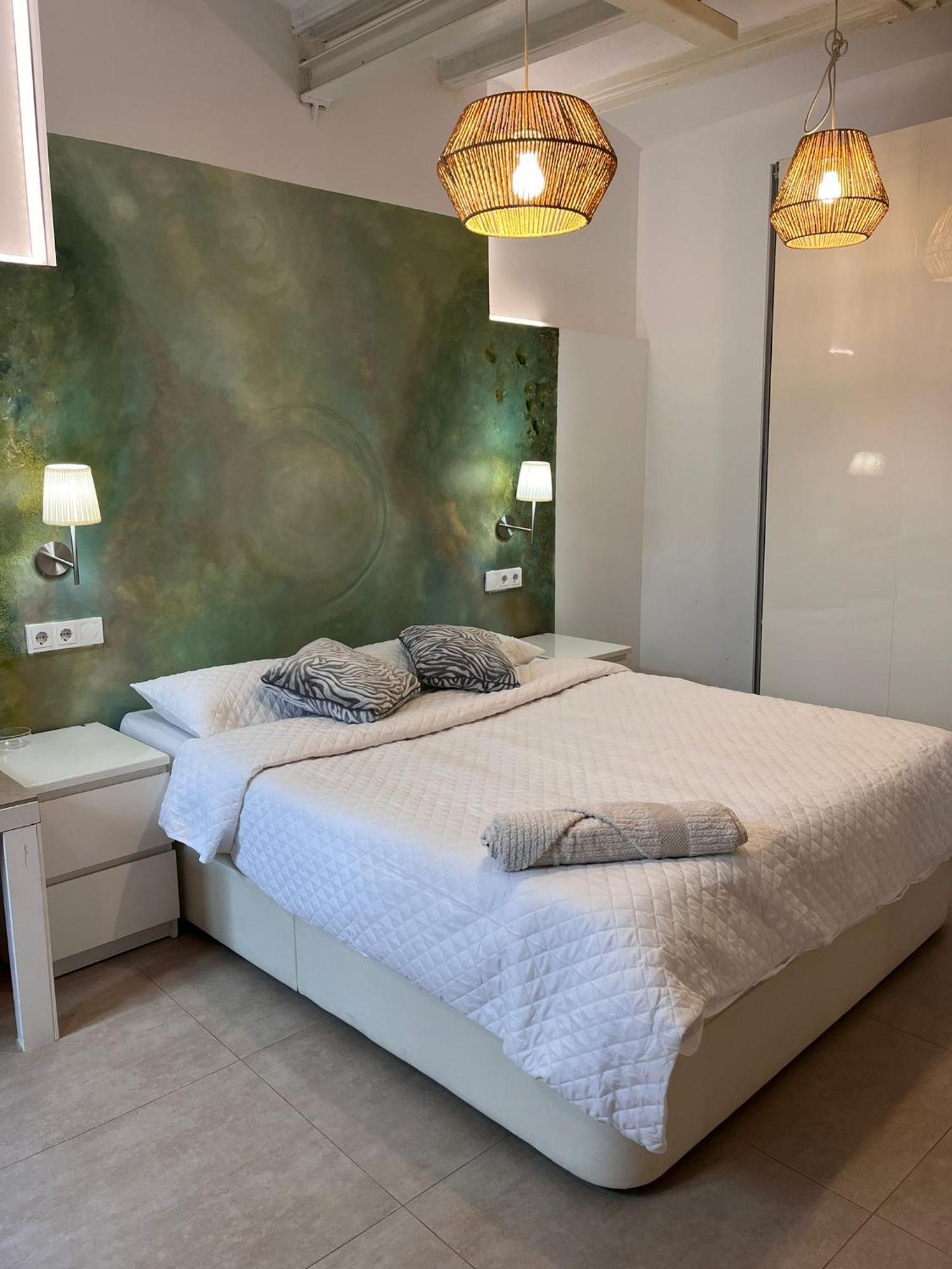 Habitacion Para Grupos Hasta 8 En Plena Rambla De Cataluna Barcelona Zewnętrze zdjęcie