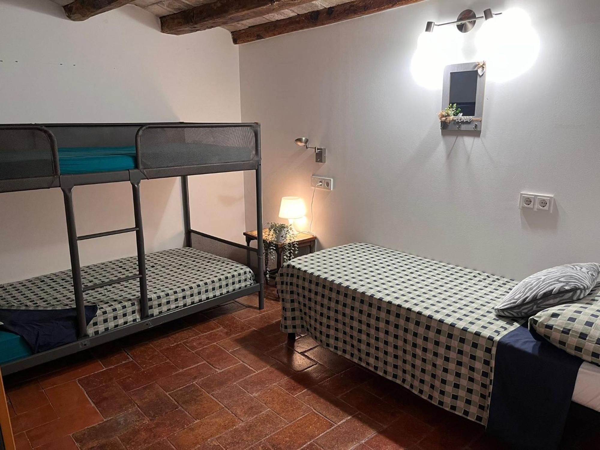 Habitacion Para Grupos Hasta 8 En Plena Rambla De Cataluna Barcelona Zewnętrze zdjęcie